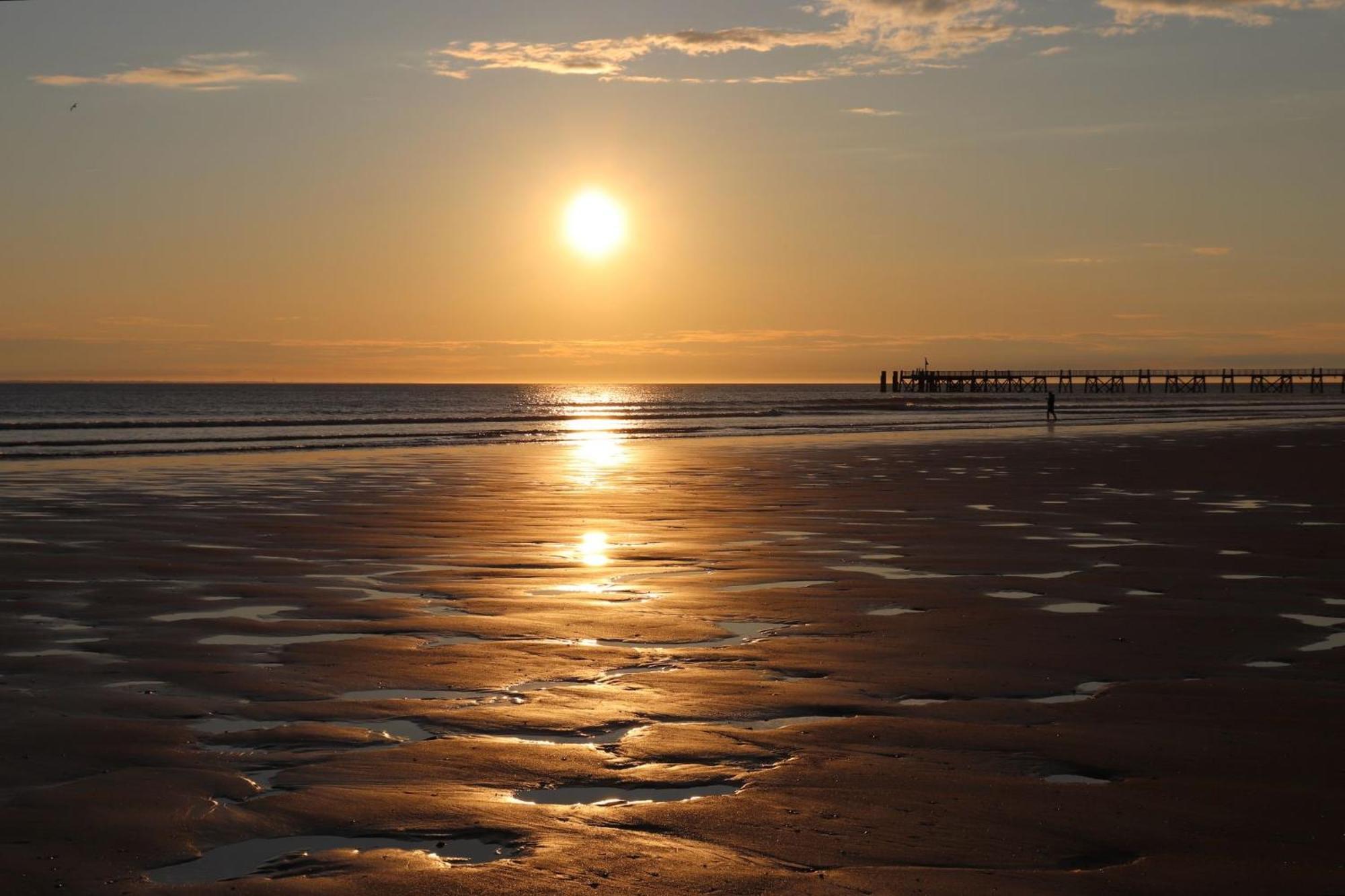 La Dune, Proche Rue Pietonne Et Plage 생장드몽 외부 사진