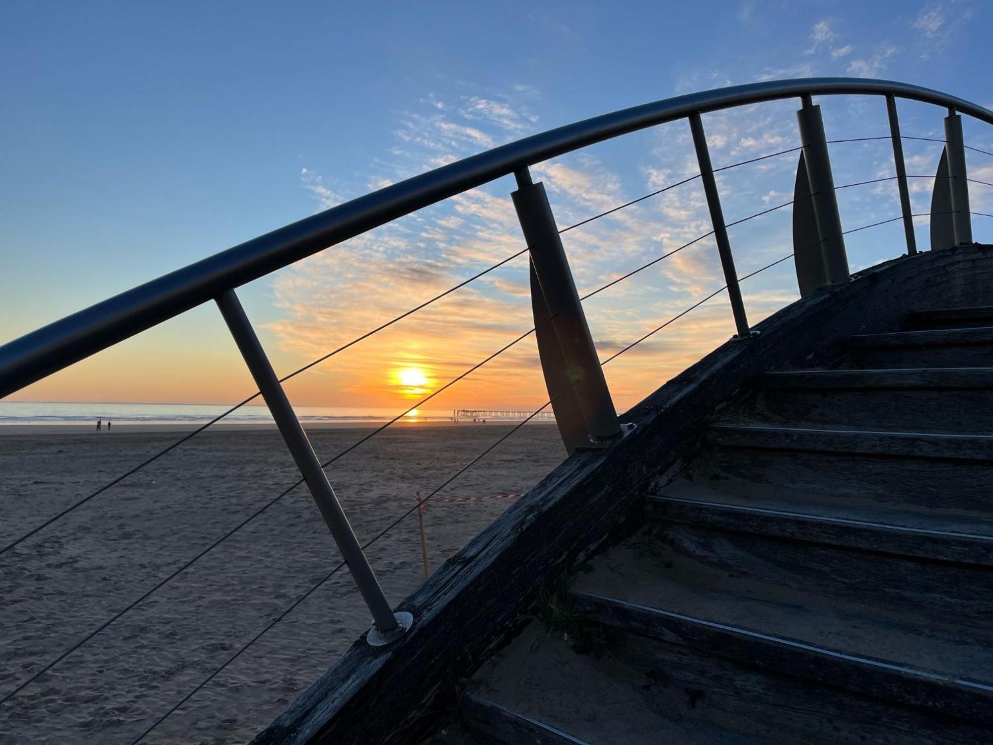La Dune, Proche Rue Pietonne Et Plage 생장드몽 외부 사진
